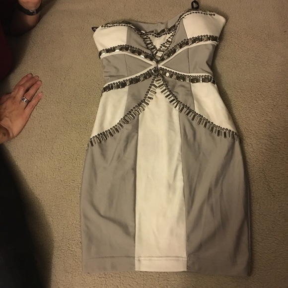 Bebe  strapless grey and white dress with studs - Picture 6 of 7